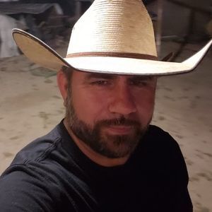 Meet your Posher, Jose